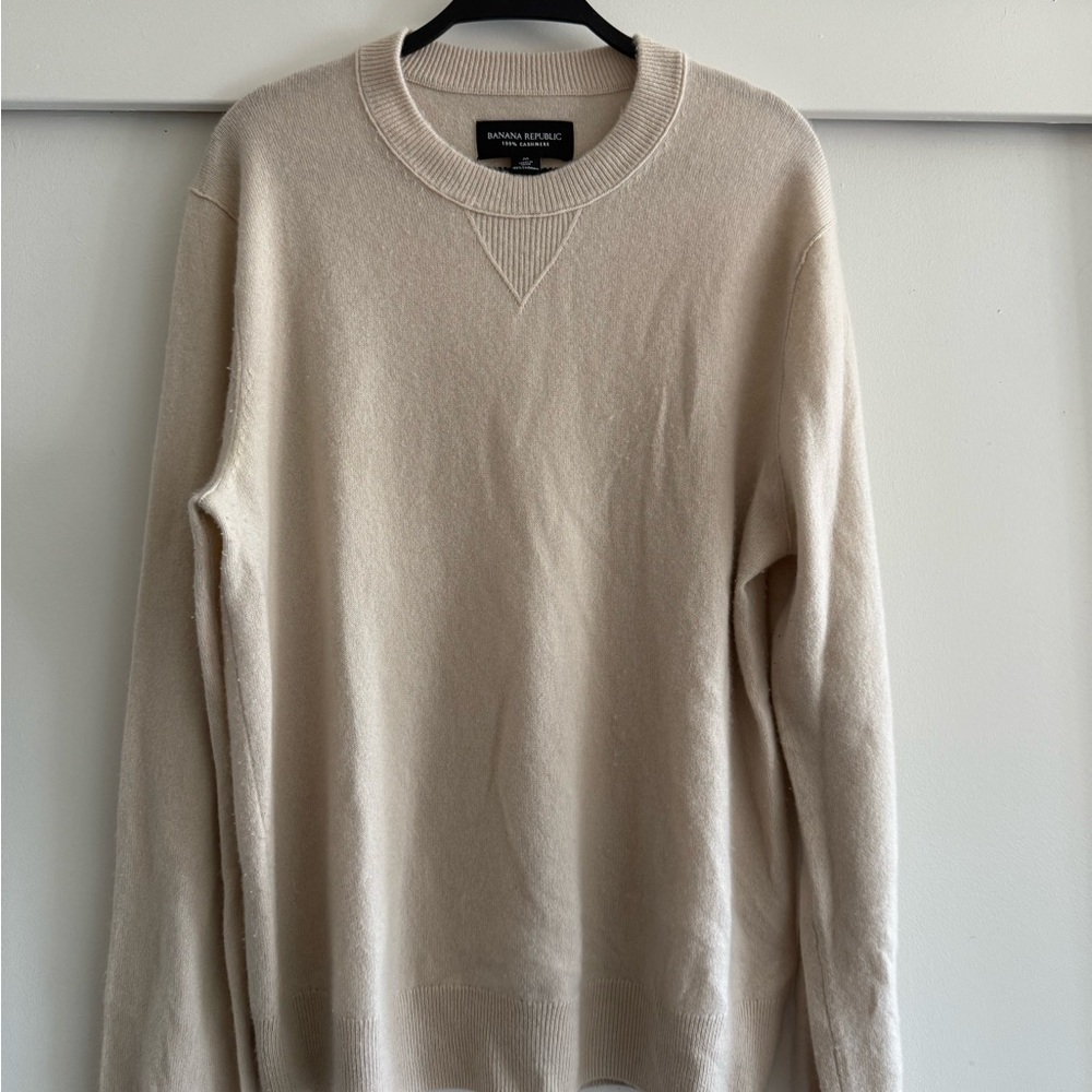 Banana Republic Cream Crewneck Cashmere Sweater